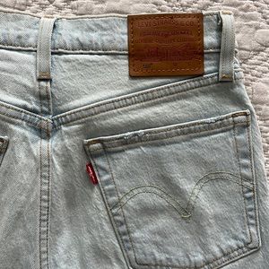 Size 26 Levi jeans